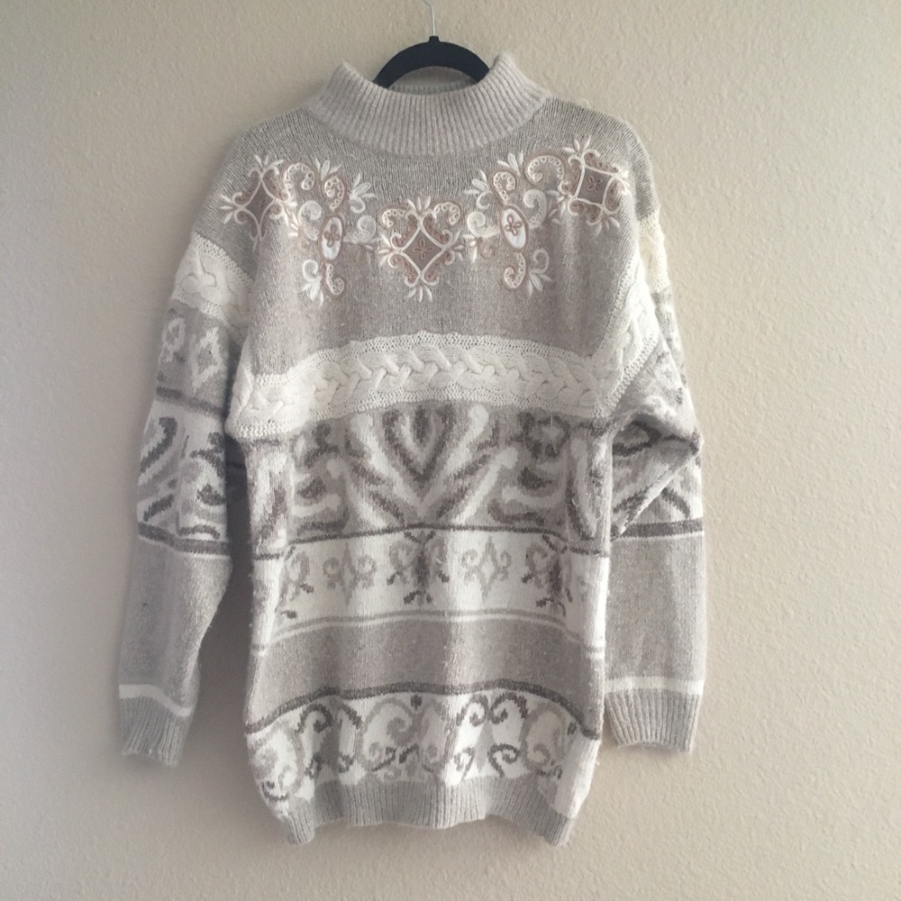 VINTAGE!Cute Winter/Fall sweater!